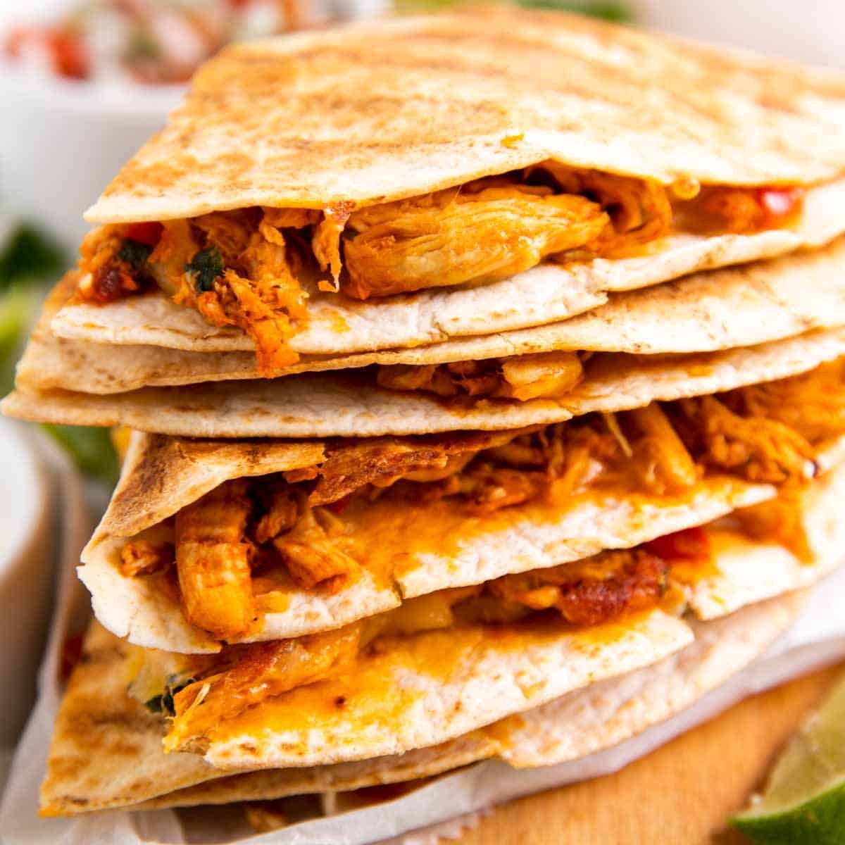 CHICKEN QUESADILLA 