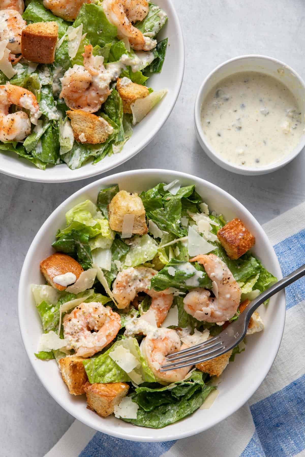 PRAWN CLASSIC CAESAR SALAD