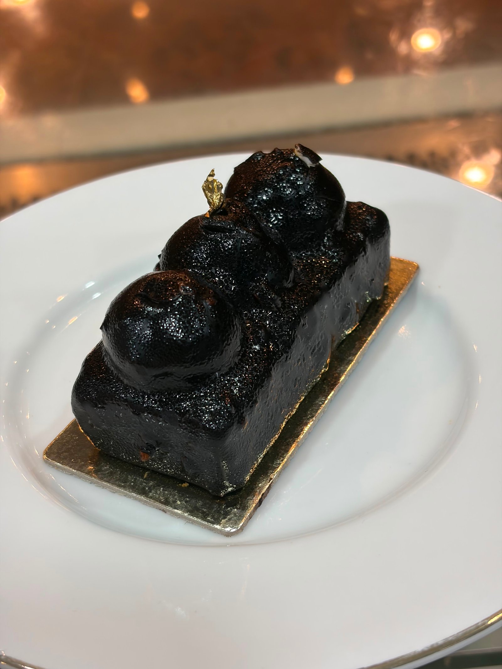 CARAMEL NUTS BROWNIE